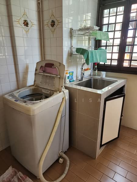 For Rent - 108 Commonwealth Crescent