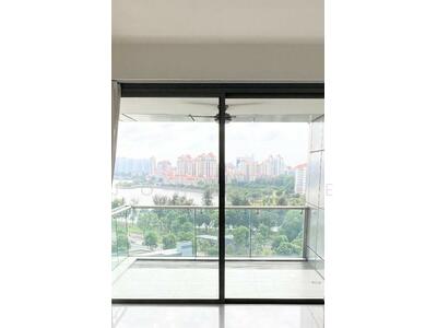 For Sale - Concourse Skyline