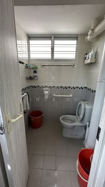131 Bedok North Avenue 3, 131 Bedok North Avenue 3, Bedok / Upper East Coast, Room Rental, 100 sqft, HDB Flat For Rent, by Linda Ho, 25290251 - PropertyGuru.com.sg