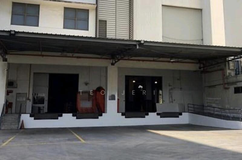 BTH Centre, 23 Serangoon North Avenue 5, Hougang / Punggol / Sengkang, 9,500 sqft, Light Industrial (B1) For Rent, by Teo Jeri, 25291043 - Loading Bay - CommercialGuru.com.sg