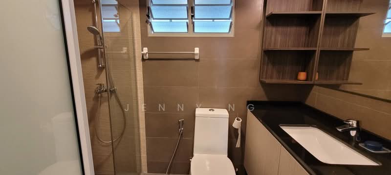 270A Sengkang Central, 270A Sengkang Central, 2 Bedrooms, 93 sqft, HDB Flat For Rent, by Jenny Ng, 25291408 - Master Bath - PropertyGuru.com.sg