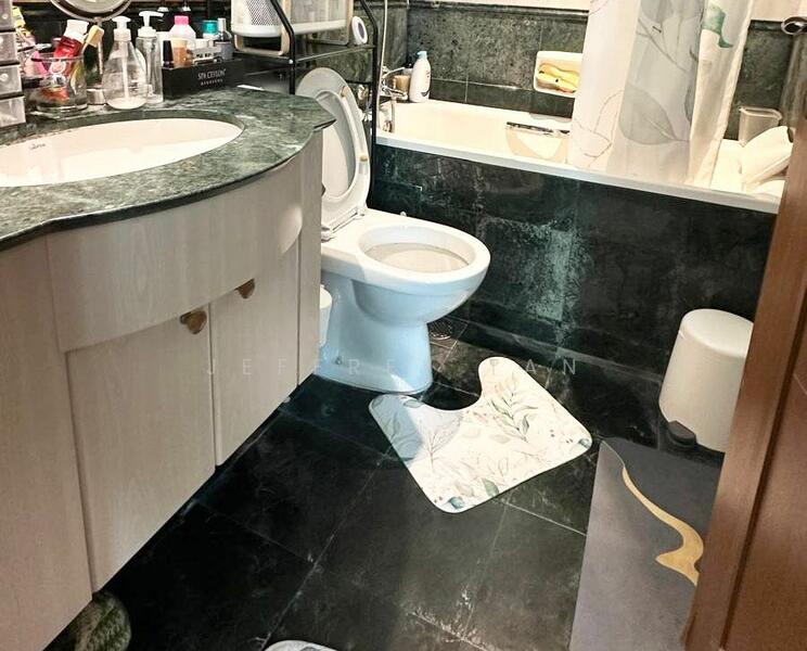 Palm Gardens, 2B Hong San Walk, 3 Bedrooms, 1,206 sqft, Condominium For Rent, by Jeffrey Tan, 25291493 - PropertyGuru.com.sg