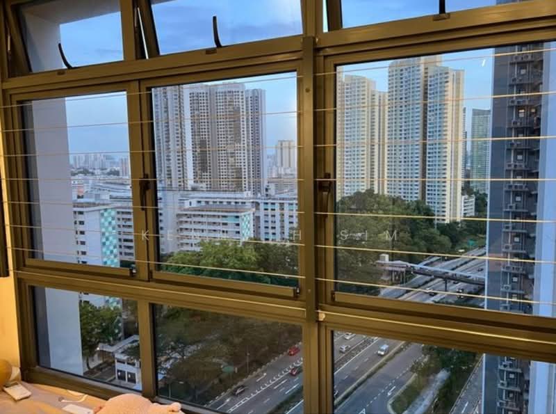 The Lakeshore, 33 Jurong West Street 41, Room Rental, 120 sqft, Condominium For Rent, by Sam Lim, 25291736 - 209B Clementi Ave 6 New hdb designer room for 1 female 1200 near Nus , Sim Global , etc - PropertyGuru.com.sg