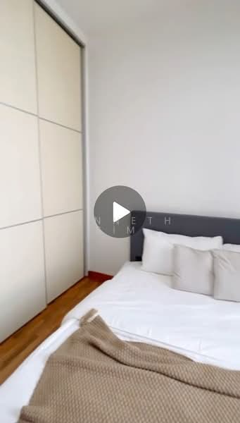 The Lakeshore, 33 Jurong West Street 41, Room Rental, 120 sqft, Condominium For Rent, by Sam Lim, 25291736 - R3 Original Queen bedroom from 1 Nov poolview 1 pax $1450..Desk, chair, WiFi Utilities - PropertyGuru.com.sg