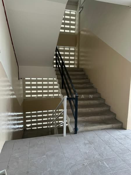 Kimly Industrial Building, 3 New Industrial Road, 1,313 sqft, Light Industrial (B1) For Rent, by Jane Tan, 25291809 - CommercialGuru.com.sg
