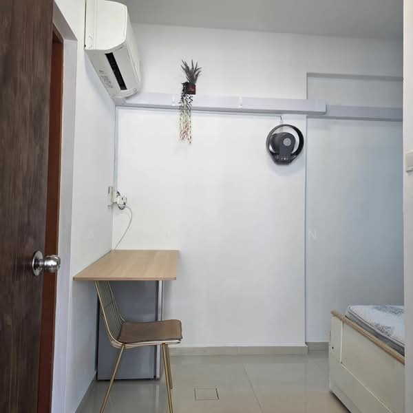 Jalan Kelichap, Jalan Kelichap, Room Rental, 200 sqft, Semi-Detached House For Rent, by Annie Chen, 25292311 - PropertyGuru.com.sg