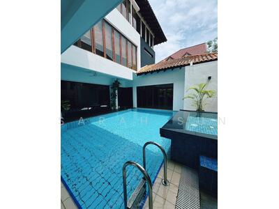 For Sale - Pinewood Grove