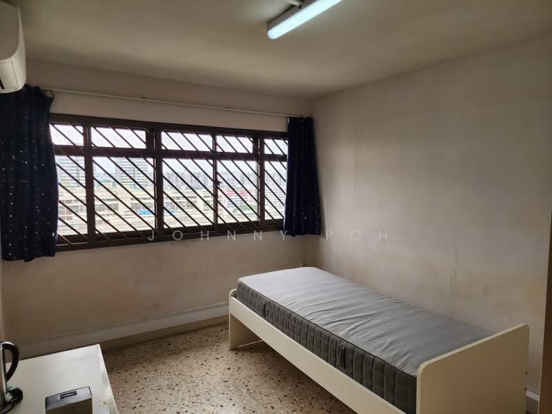 407 Bedok North Avenue 3, 407 Bedok North Avenue 3, Room Rental, 120 sqft, HDB Flat For Rent, by Johnny Poh, 25292476 - PropertyGuru.com.sg