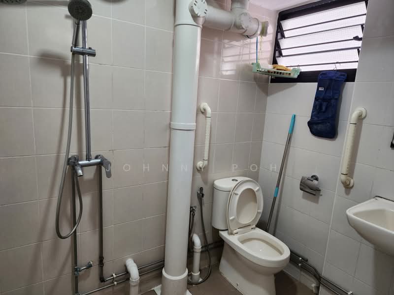 407 Bedok North Avenue 3, 407 Bedok North Avenue 3, Room Rental, 120 sqft, HDB Flat For Rent, by Johnny Poh, 25292476 - PropertyGuru.com.sg