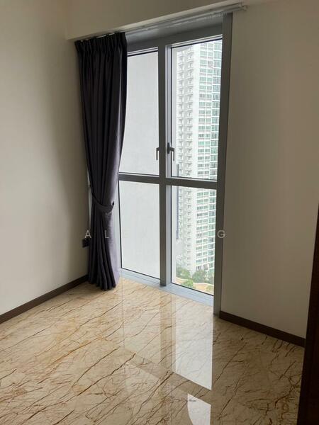 For Rent - Queens Peak
