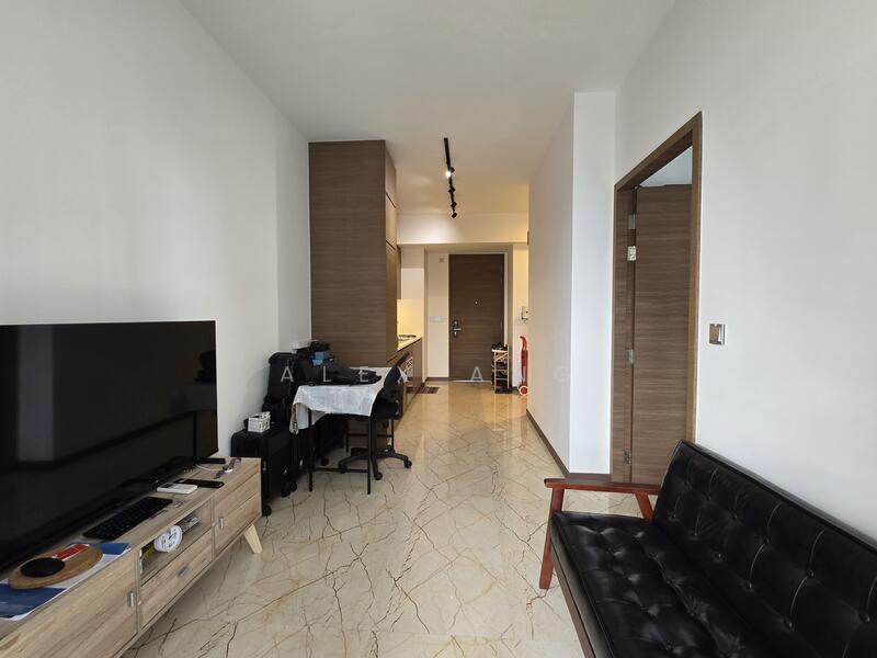 For Rent - Queens Peak