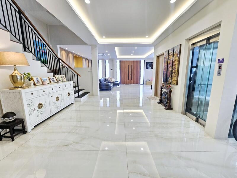 For Sale - ⭐PRICE REDUCED⭐ALMOST LIKE NEW (☎9693⚡8899 发发久久)