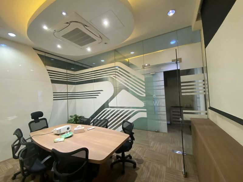 Tradehub 21, 18 Boon Lay Way, 1,582 sqft, Light Industrial (B1) For Rent, by Ben Chew, 25293160 - CommercialGuru.com.sg