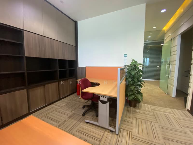 Tradehub 21, 18 Boon Lay Way, 1,582 sqft, Light Industrial (B1) For Rent, by Ben Chew, 25293160 - CommercialGuru.com.sg