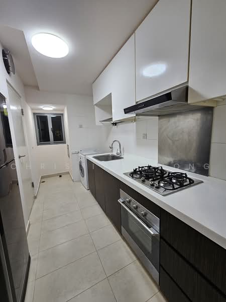 Waterfront Waves, 762 Bedok Reservoir Road, 2 Bedrooms, 969 sqft, Condominium For Rent, by Christina Chong, 25293165 - PropertyGuru.com.sg