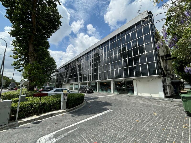 ❤️Bt Timah Rd Ground Floor ❤️Motor Workshop / Warehousing ❤️Drive thru❤️, ❤️Of Bukit Timah❤️Sixth Ave & King Albert Pk❤️地点适中 交通方便❤️, 36,000 sqft, Light Industrial (B1) For Rent, by DereK Ng, 25293773 - CommercialGuru.com.sg