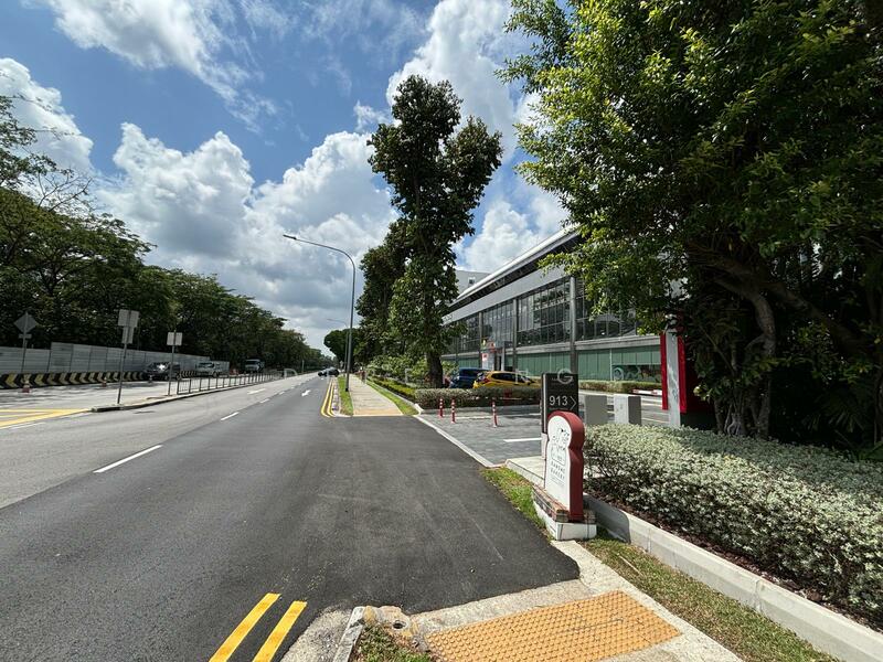 ❤️Bt Timah Rd Ground Floor ❤️Motor Workshop / Warehousing ❤️Drive thru❤️, ❤️Of Bukit Timah❤️Sixth Ave & King Albert Pk❤️地点适中 交通方便❤️, 36,000 sqft, Light Industrial (B1) For Rent, by DereK Ng, 25293773 - CommercialGuru.com.sg