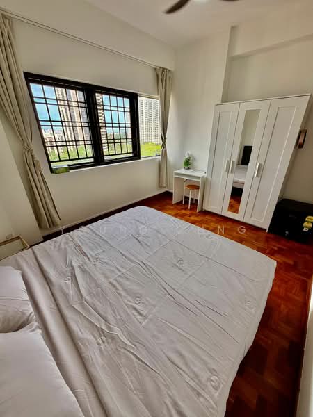 For Rent - Bayshore Park