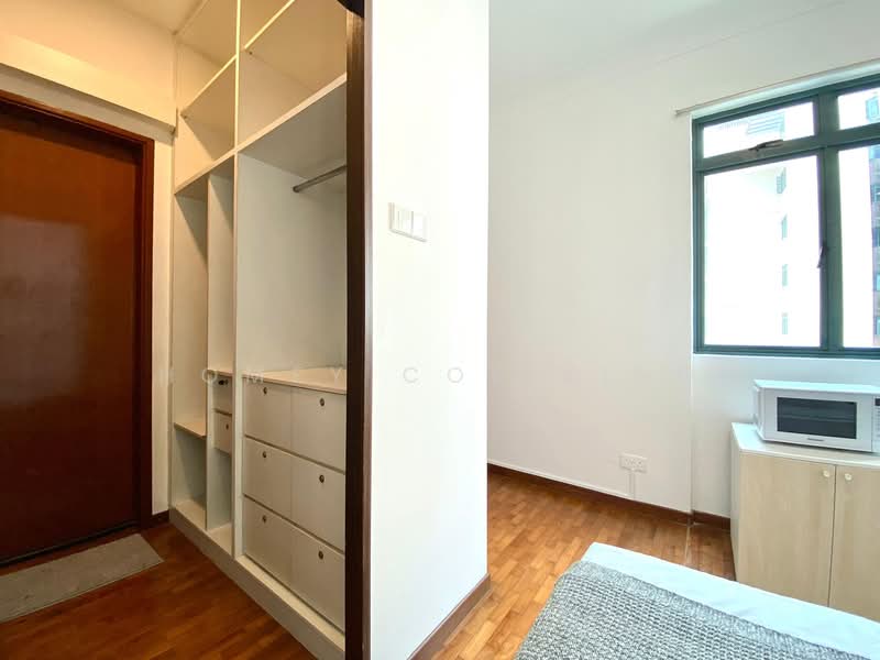 Summerdale, 6 Boon Lay Drive, Room Rental, 200 sqft, Condominium For Rent, by Homey Coliving, 25294511 - PropertyGuru.com.sg
