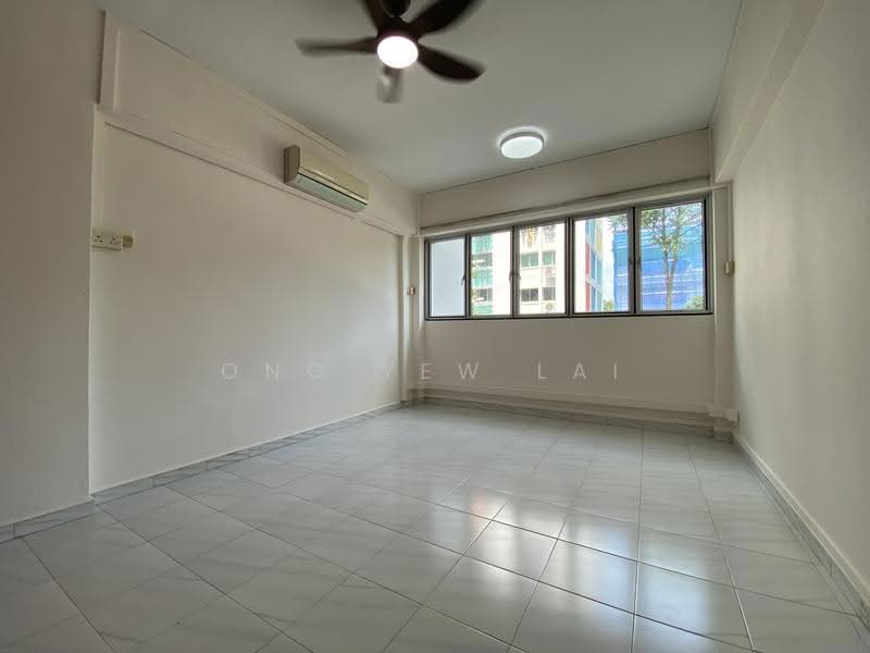 723 Yishun Street 71, 723 Yishun Street 71, Sembawang / Yishun, 3 Bedrooms, 1,528 sqft, HDB Flat For Rent, by Ong Yew Lai, 25294715 - PropertyGuru.com.sg