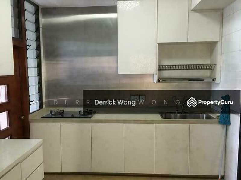 Parc Oasis, 35 Jurong East Avenue 1, 4 Bedrooms, 1,507 sqft, Condominium For Rent, by Derrick Wong, 25294869 - PropertyGuru.com.sg