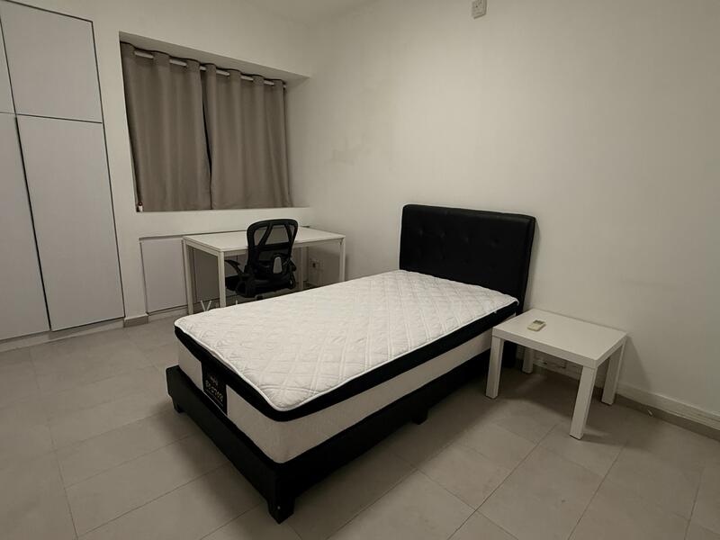 Lakepoint Condo, 2 Lakepoint Drive, Room Rental, 150 sqft, Condominium For Rent, by Vivian Sun, 25295221 - PropertyGuru.com.sg