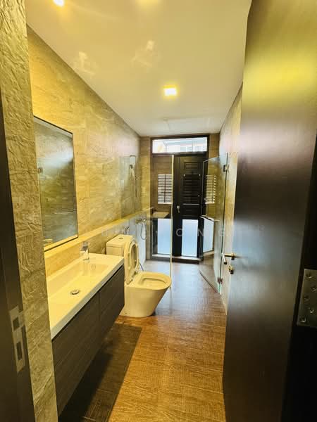 Serenade Walk, Serenade Walk, 4 Bedrooms, 2,988 sqft, Terraced House For Rent, by June Ong, 25295503 - PropertyGuru.com.sg