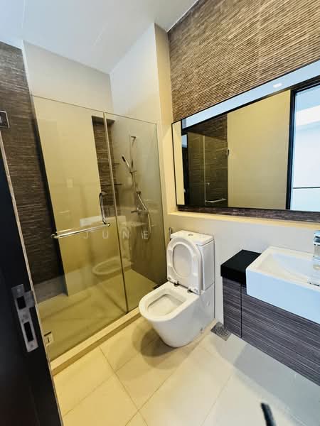 Serenade Walk, Serenade Walk, 4 Bedrooms, 2,988 sqft, Terraced House For Rent, by June Ong, 25295503 - PropertyGuru.com.sg