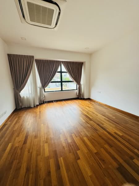 Serenade Walk, Serenade Walk, 4 Bedrooms, 2,988 sqft, Terraced House For Rent, by June Ong, 25295503 - PropertyGuru.com.sg