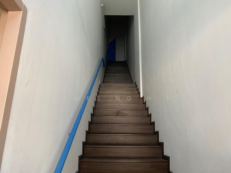 Tradehub 21, 16 Boon Lay Way, 4,307 sqft, Light Industrial (B1) For Sale, by James Ng H H, 25295855 - CommercialGuru.com.sg