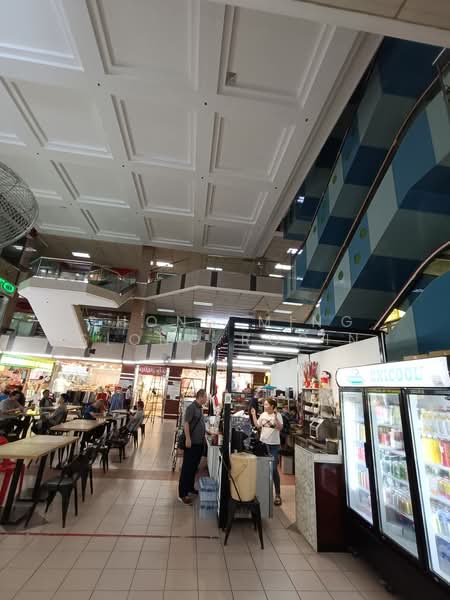 D07 Fitted office space of 883 sq ft in Textile Centre, Jalan Sultan, Jalan Sultan, 883 sqft, Office For Rent, by Chong Ming Siong Robin, 25295878 - Shops and eateries on ground floor - CommercialGuru.com.sg