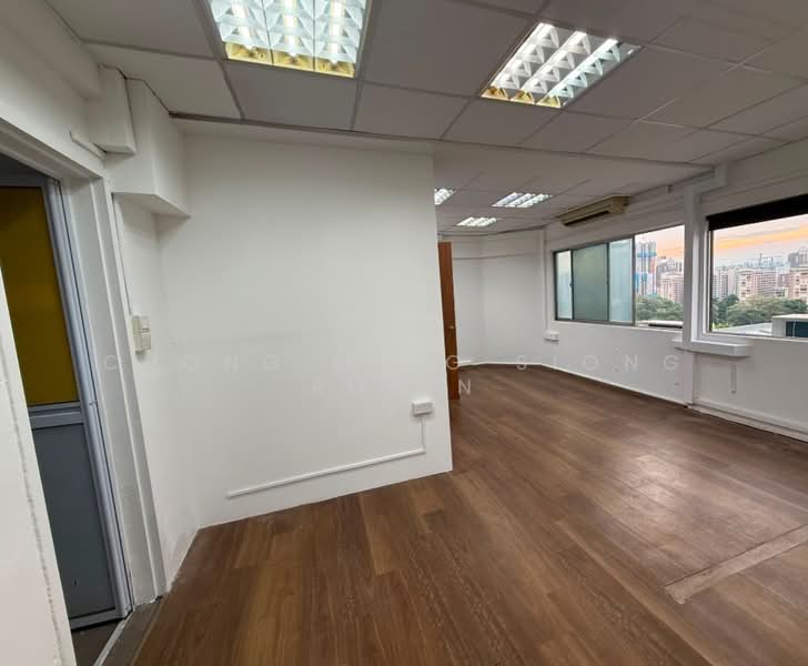 D07 Fitted office space of 883 sq ft in Textile Centre, Jalan Sultan, Jalan Sultan, 883 sqft, Office For Rent, by Chong Ming Siong Robin, 25295878 - The office unit #12-02 - CommercialGuru.com.sg