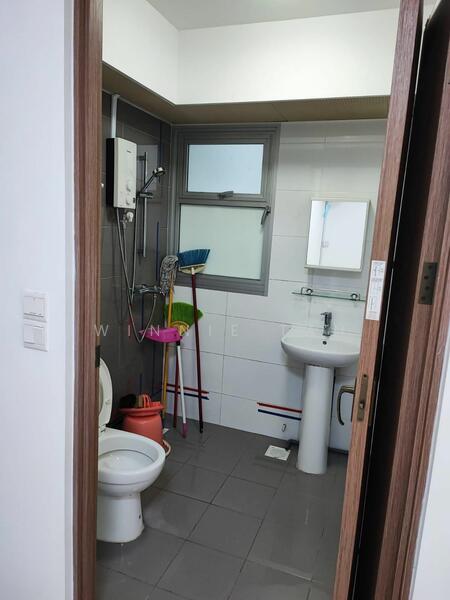 For Rent - 353A Anchorvale Lane