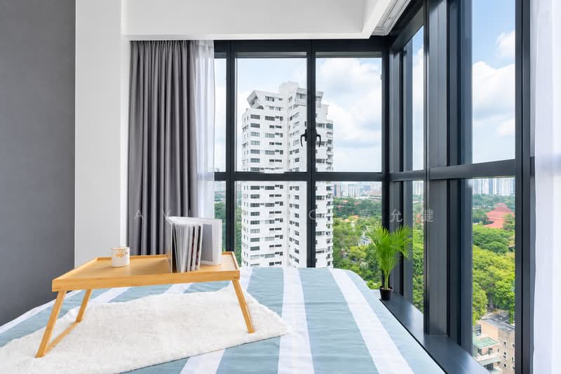 120 Grange, 120 Grange Road, 2 Bedrooms, 570 sqft, Condominium For Sale, by Javier Ng 黄允健, 25296987 - PropertyGuru.com.sg