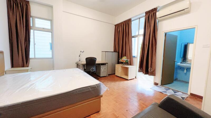 Sing Lian Building, 386 Changi Road, Room Rental, 350 sqft, Shophouse For Rent, by Quincy Sung, 25297472 - PropertyGuru.com.sg
