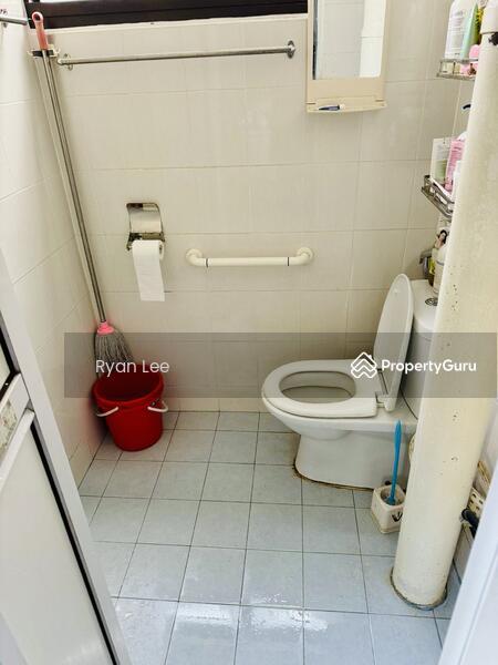 For Sale - 221 Serangoon Avenue 4
