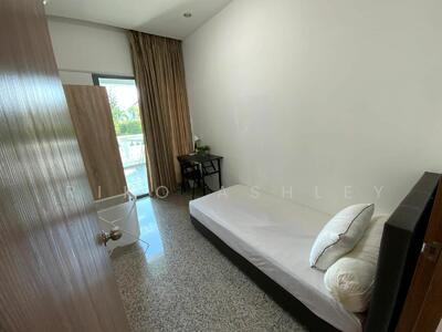 For Rent - Stratford Court