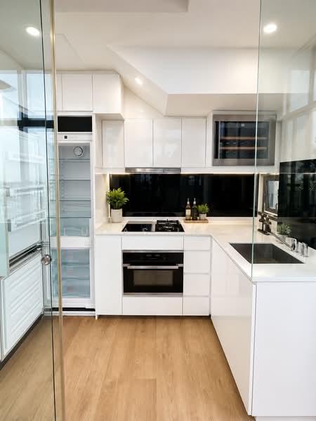 Spottiswoode Suites, 16 Spottiswoode Park Road, 2 Bedrooms, 1,249 sqft, Condominium For Sale, by Lucas Leow, 25297942 - PropertyGuru.com.sg