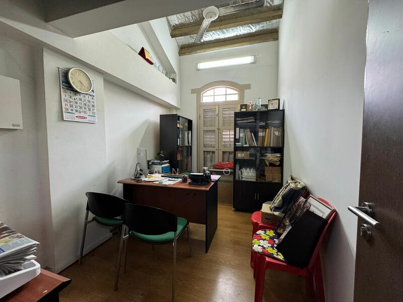 ⭐Freehold 2.5 Sty Shophouse Minutes Away from MRTs with Heavy Foot Traffic⭐, , 2,746 sqft, Food & Beverage For Sale, by Ian Low, 25298626 - CommercialGuru.com.sg