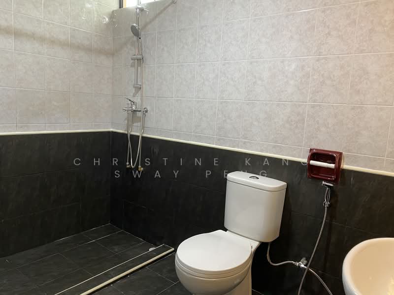 Fragrance Court, 12 Yew Siang Road, 3 Bedrooms, 1,421 sqft, Condominium For Rent, by Christine Kang, 25299004 - PropertyGuru.com.sg