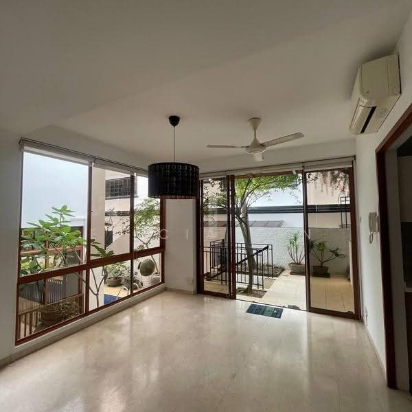 Pasir Panjang Hill, Pasir Panjang Hill, Buona Vista / West Coast / Clementi New Town, 6 Bedrooms, 5,000 sqft, Corner Terrace For Rent, by Ericia Tan, 25299103 - PropertyGuru.com.sg