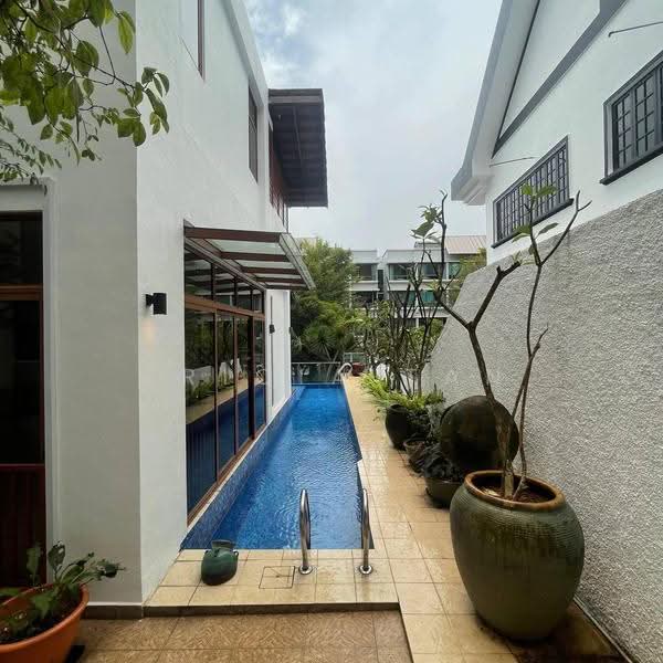 Pasir Panjang Hill, Pasir Panjang Hill, Buona Vista / West Coast / Clementi New Town, 6 Bedrooms, 5,000 sqft, Corner Terrace For Rent, by Ericia Tan, 25299103 - PropertyGuru.com.sg