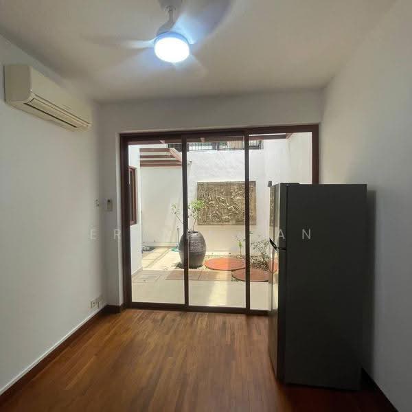 Pasir Panjang Hill, Pasir Panjang Hill, Buona Vista / West Coast / Clementi New Town, 6 Bedrooms, 5,000 sqft, Corner Terrace For Rent, by Ericia Tan, 25299103 - PropertyGuru.com.sg