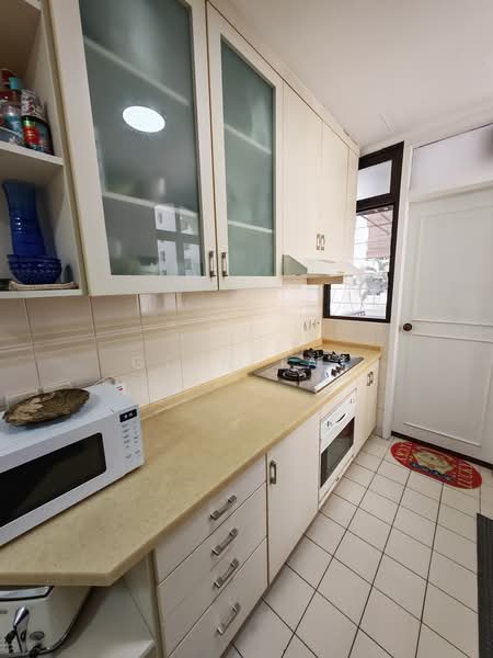 Tanglin Park, 1 Ridley Park, 2 Bedrooms, 1,022 sqft, Condominium For Rent, by Glen Tay, 25299174 - PropertyGuru.com.sg