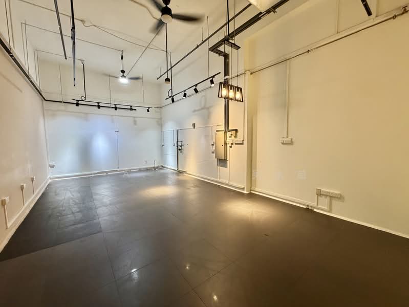 City Gate, 371 Beach Road, 484 sqft, Mall Shop For Sale, by J.A. Goh 吴永益, 25299432 - CommercialGuru.com.sg