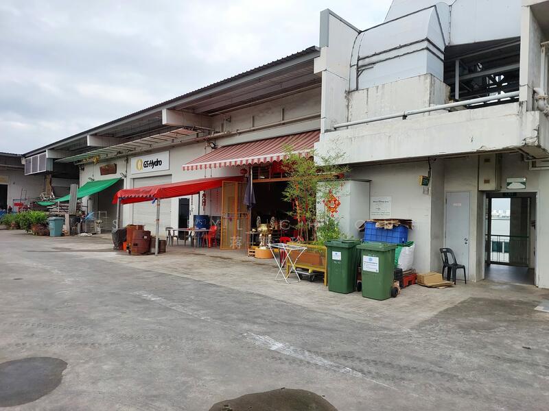 Pioneer Point, 5 Soon Lee Street, 969 sqft, Factory / Workshop (B2) For Sale, by Sheryl Chionh 蒋慧珍, 25300251 - Pioneer Point (6th Floor Unit with Open Carpark in Front) - CommercialGuru.com.sg
