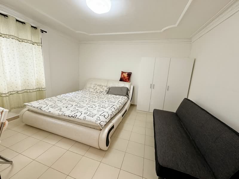 527 Hougang Avenue 6, 527 Hougang Avenue 6, 3 Bedrooms, 1,302 sqft, HDB Flat For Rent, by Judy Liu, 25300463 - PropertyGuru.com.sg