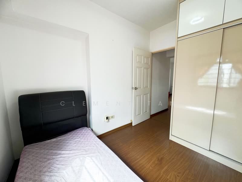 26D Jalan Membina, 26D Jalan Membina, 2 Bedrooms, 646 sqft, HDB Flat For Rent, by Clement Tan, 25300471 - PropertyGuru.com.sg