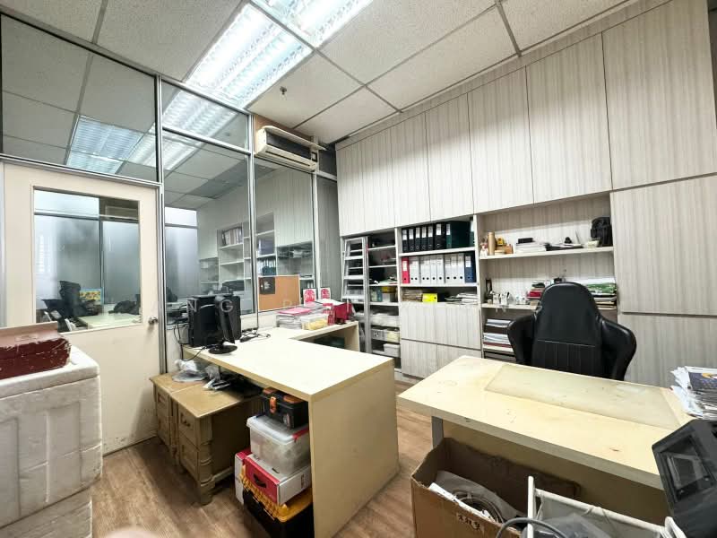 Shun Li Industrial Complex, 705 Sims Drive, 3,003 sqft, Light Industrial (B1) For Sale, by Ang Pei Xiong, 25300681 - CommercialGuru.com.sg