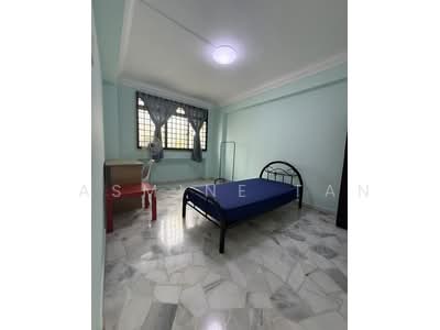 For Rent - 305 Tampines Street 32